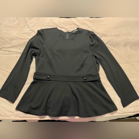 Eloquii Tops - Eloquii Long Sleeve Peplum Top